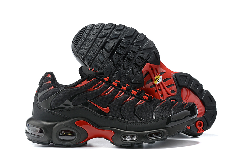 2021 Nike Air Max Plus LX Black Red